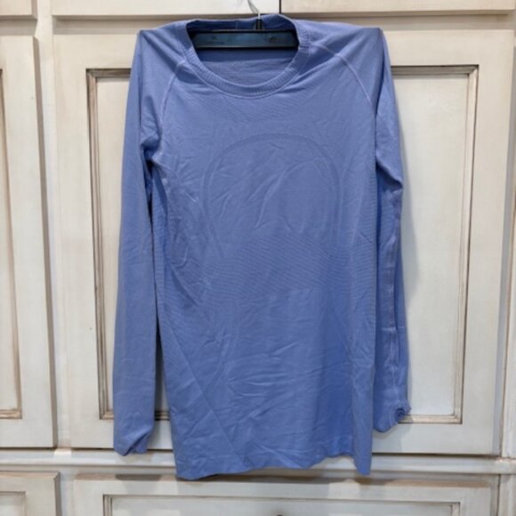 Lululemon Women’s Swiftly Tech Long Sleeve Shirt Size 6 Lilac Lavender Seamless - Picture 1 of 5